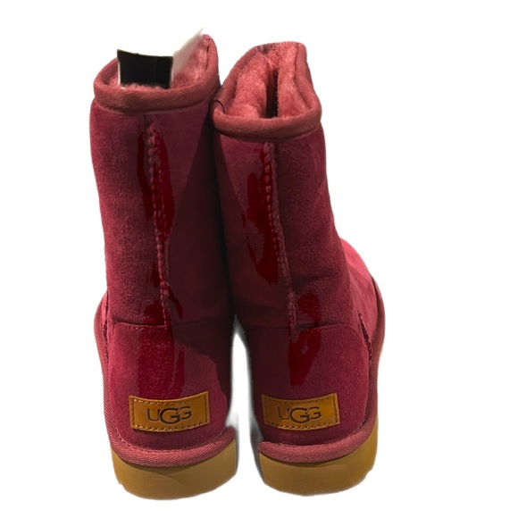 NEW - Burgundy Ugg Boots - classic short - Picture 2 of 4